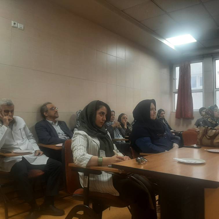 بررسی عملکرد سالانه و تقویت هم‌افزایی پژوهشی در پژوهشکده سلامت خانواده