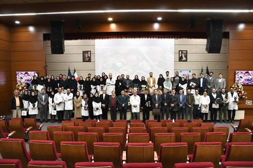 همزمان با هفته پژوهش و با تقدیر از پژوهشگران برتر مجتمع بیمارستانی امام خمینی (ره)، هشتمین جشنواره پژوهشی این مرکز برگزار شد.