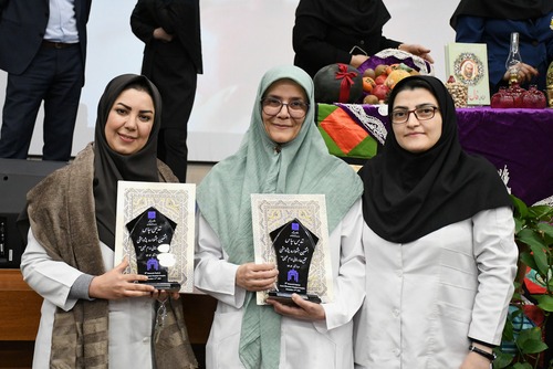 همزمان با هفته پژوهش و با تقدیر از پژوهشگران برتر مجتمع بیمارستانی امام خمینی (ره)، هشتمین جشنواره پژوهشی این مرکز برگزار شد.